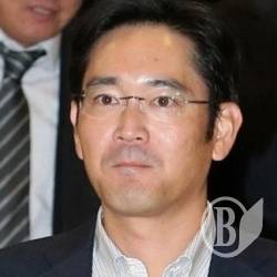 Керівник Samsung арештований за підозрою в корупції Керівник Samsung арештований за підозрою в корупції