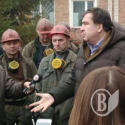Саакашвілі в шахті шукає альтернативу ОРДіЛОвому вугіллю. Відео Саакашвілі в шахті шукає альтернативу ОРДіЛОвому вугіллю. Відео