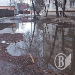 Легендарна калюжа Чернігова. ФотоФакт Легендарна калюжа Чернігова. ФотоФакт