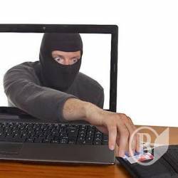 Шахрай «розвів» киянина на більш як $3 тиячі за авто з-за кордону Шахрай «розвів» киянина на більш як $3 тиячі за авто з-за кордону