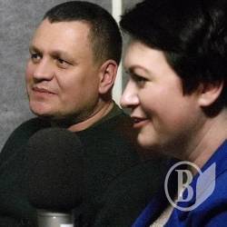 У програмі «Вечеря на Свободі» – письменники Олена Степаненко та Анатолій Дністровий У програмі «Вечеря на Свободі» – письменники Олена Степаненко та Анатолій Дністровий