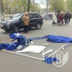 «Оппоблок» збирався агітувати на вулицях Чернігова «Оппоблок» збирався агітувати на вулицях Чернігова
