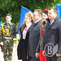 В Чернігові підняли прапор ЄС до Дня Європи В Чернігові підняли прапор ЄС до Дня Європи