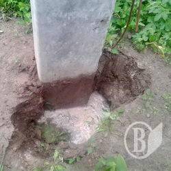 «Чернігівобленерго» ставить стовпи на «чесне» слово «Чернігівобленерго» ставить стовпи на «чесне» слово