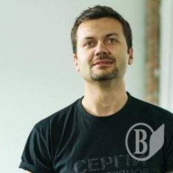 Слухайте о 18:00 «Вечерю на Свободі» з письменником Сергієм Комберяновим Слухайте о 18:00 «Вечерю на Свободі» з письменником Сергієм Комберяновим