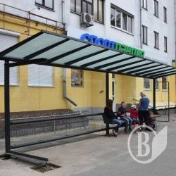 Нові прозорі зупинки крокують Черніговом Нові прозорі зупинки крокують Черніговом