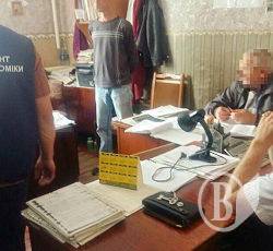 Член міськвиконкому взяв хабар – 10 тисяч грн Член міськвиконкому взяв хабар – 10 тисяч грн