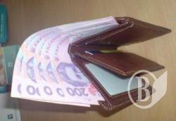 Поліція Чернігівщини розшукує жінок, які видурюють гроші у літніх людей Поліція Чернігівщини розшукує жінок, які видурюють гроші у літніх людей