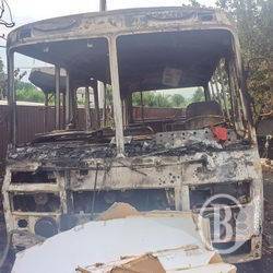 Вночі згорів автобус ПАЗ Вночі згорів автобус ПАЗ