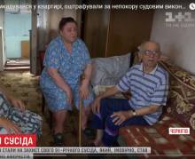 91-річного дідуся виселяють підлеглі Петренка 91-річного дідуся виселяють підлеглі Петренка