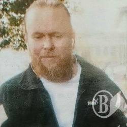 Архієпископ Євстратій худне під григоріанські хорали Архієпископ Євстратій худне під григоріанські хорали