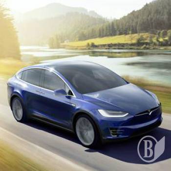 Хто він, дідусь-пасічник на Tesla? Хто він, дідусь-пасічник на Tesla?