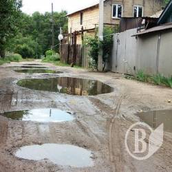 Вулиця Гонча понад Стрижнем – немов портал в минуле років на 70 Вулиця Гонча понад Стрижнем – немов портал в минуле років на 70