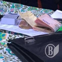 Керівник держлісгоспу взяв 10 тисяч Керівник держлісгоспу взяв 10 тисяч