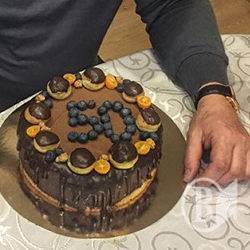 Родина прокурора-переселенця з ОРДЛО швидко нажила чимало «добра» Родина прокурора-переселенця з ОРДЛО швидко нажила чимало «добра»