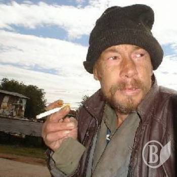 Курець вчадів, але пожежники застали його ще живим Курець вчадів, але пожежники застали його ще живим