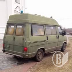 Волонтери передали в АТО автомобіль «швидкої допомоги» Волонтери передали в АТО автомобіль «швидкої допомоги»