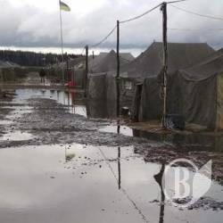 «Бойові бригади замість навчань будуть махати лопатами й міняти гнилі намети» «Бойові бригади замість навчань будуть махати лопатами й міняти гнилі намети»