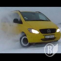 П'яний біля Чернігова потряс дерево «Мерседесом» П'яний біля Чернігова потряс дерево «Мерседесом»
