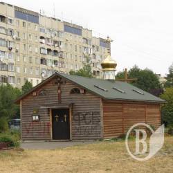 Храм-вагончик Московського патріархату погорів у Львові, як двічі горіли намети у Чернігові Храм-вагончик Московського патріархату погорів у Львові, як двічі горіли намети у Чернігові