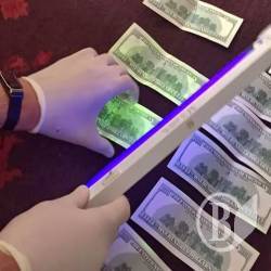 В.о. голови РДА взяв 5000 доларів. За землю мертвих В.о. голови РДА взяв 5000 доларів. За землю мертвих