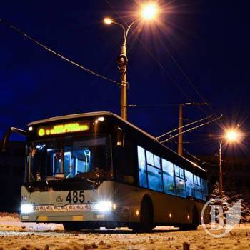 «Футбольні спецрейси» тролейбусів будуть сьогодні в Чернігові «Футбольні спецрейси» тролейбусів будуть сьогодні в Чернігові