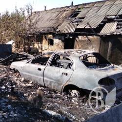 «Ланос» згорів і хлів спалив «Ланос» згорів і хлів спалив