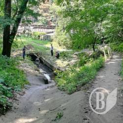 Замість парковки в Рівчаку має бути озеро? Замість парковки в Рівчаку має бути озеро?