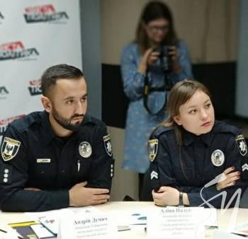Трансляція круглого столу про створення «центру безпеки» в Чернігові Трансляція круглого столу про створення «центру безпеки» в Чернігові