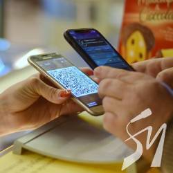 В Україні з’явився перший ринок, де можна платити з мобільного В Україні з’явився перший ринок, де можна платити з мобільного