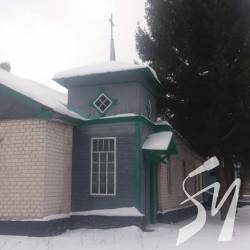 В Оленівці перший молебен в храмі, звідки селяни виставили РПЦ В Оленівці перший молебен в храмі, звідки селяни виставили РПЦ