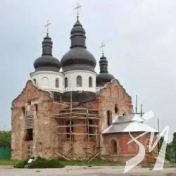 У Ніжині збирають гроші на реставрацію Спасо-Преображенського храму У Ніжині збирають гроші на реставрацію Спасо-Преображенського храму