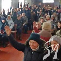 Громада у Ковпитах вирішила перейти в легальну українську церкву Громада у Ковпитах вирішила перейти в легальну українську церкву