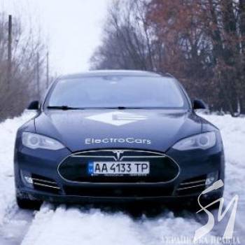 Tesla дісталася Марсу. Маск задоволений Tesla дісталася Марсу. Маск задоволений
