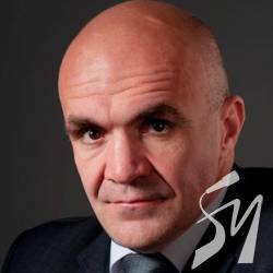 Луценко звинувачує Мангера, що замовив Катю Гандзюк Луценко звинувачує Мангера, що замовив Катю Гандзюк