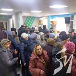 В «Чернігівобленерго», чи то пак «Енері», знову феєрія з чергами і пенсіонерами В «Чернігівобленерго», чи то пак «Енері», знову феєрія з чергами і пенсіонерами