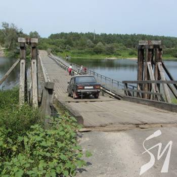 Розведено міст в Новгороді-Сіверському Розведено міст в Новгороді-Сіверському