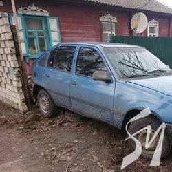 «Ярік, вилазь…», або Заїхав так, що не виїдеш «Ярік, вилазь…», або Заїхав так, що не виїдеш