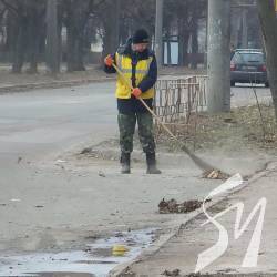 Чернігів посилено чепуриться Чернігів посилено чепуриться