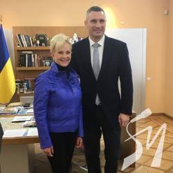 Вдова Маккейна буде спостерігачем на українських виборах Вдова Маккейна буде спостерігачем на українських виборах