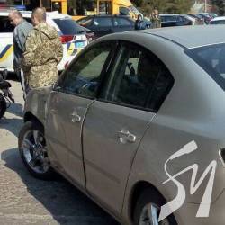 Зіткнення авто з мотоциклістом сталося в Чернігові Зіткнення авто з мотоциклістом сталося в Чернігові