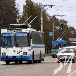 Тролейбуси 5 маршруту не йдуть на Подусівку – ДТП на Ріпкинській Тролейбуси 5 маршруту не йдуть на Подусівку – ДТП на Ріпкинській