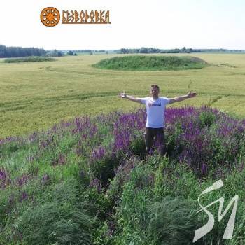 Аграріям все ж таки доводиться оминати тисячолітні кургани-пам’ятки Безводівки Аграріям все ж таки доводиться оминати тисячолітні кургани-пам’ятки Безводівки