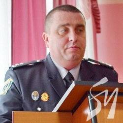 Поліцейського начальника винуватять у ДТП «по п’яні» і просять «на вихід» Поліцейського начальника винуватять у ДТП «по п’яні» і просять «на вихід»