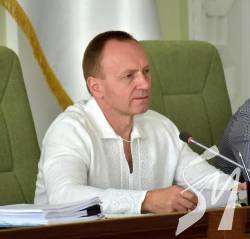 Владислав Атрошенко: Просимо Уряд розібратись із проблемними питаннями теплогенерації Владислав Атрошенко: Просимо Уряд розібратись із проблемними питаннями теплогенерації