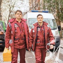 Кому тяжко соціально-психологічно – виїде бригада і допоможе Кому тяжко соціально-психологічно – виїде бригада і допоможе