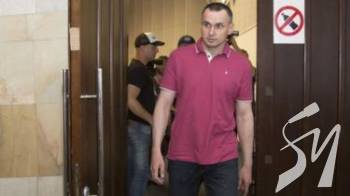 Сенцов спалив свій тюремний одяг Сенцов спалив свій тюремний одяг