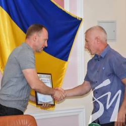 Чернігів на спорт витрачає в рази більше. Та треба ще Чернігів на спорт витрачає в рази більше. Та треба ще
