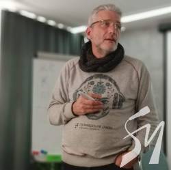 У будь-якій незрозумілій ситуації робіть РАДІО, - зустріч з Андрієм Куликовим у Чернігові У будь-якій незрозумілій ситуації робіть РАДІО, - зустріч з Андрієм Куликовим у Чернігові