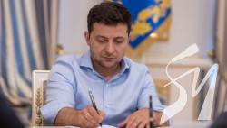 Зеленський присвоїв звання «Мати-героїня»15 жінкам з Чернігівщини Зеленський присвоїв звання «Мати-героїня»15 жінкам з Чернігівщини